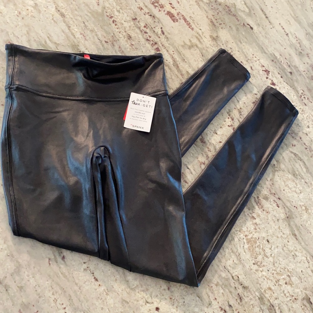 Spanx faux leather legging XS - NWT